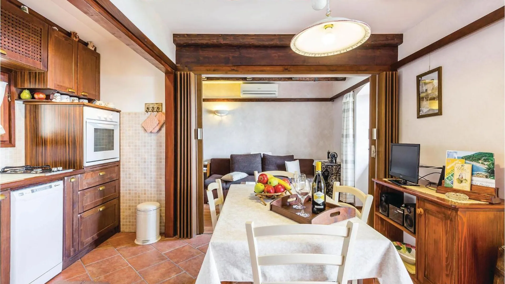 1 Bedroom Cozy Home In Moscenicka Draga 0*,
