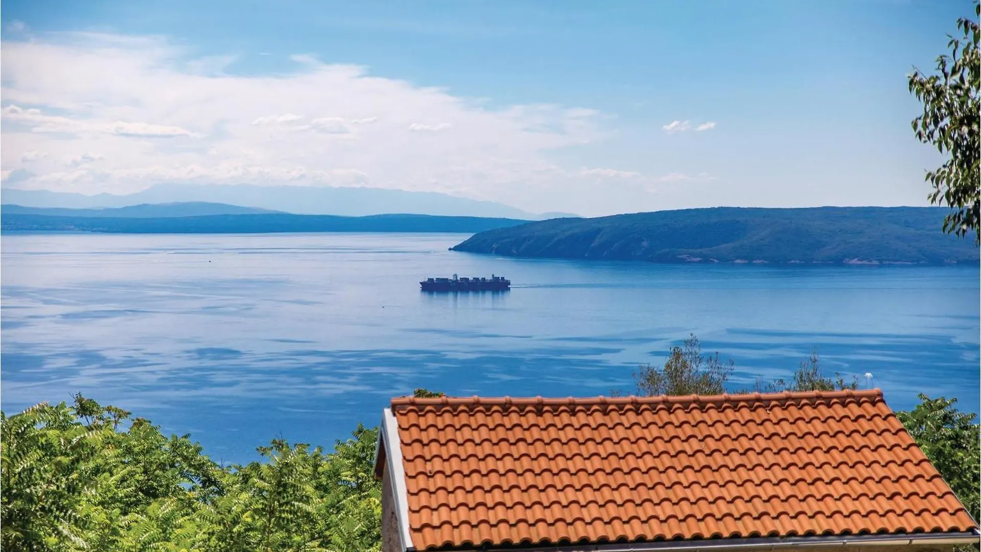 1 Bedroom Cozy Home In Moscenicka Draga